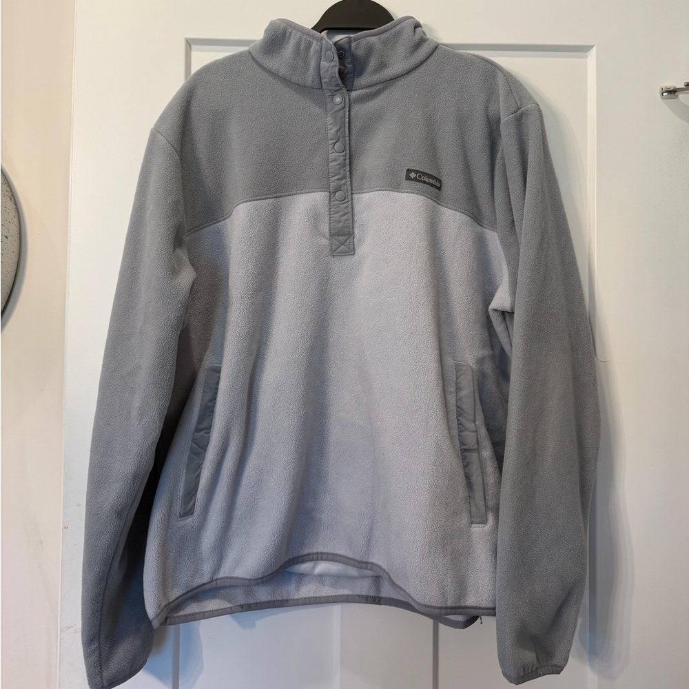 Columbia Women's Two-Tone Gray Turtleneck Fleece Pullover